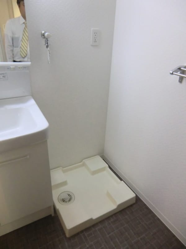 設備(室内洗濯機置場)