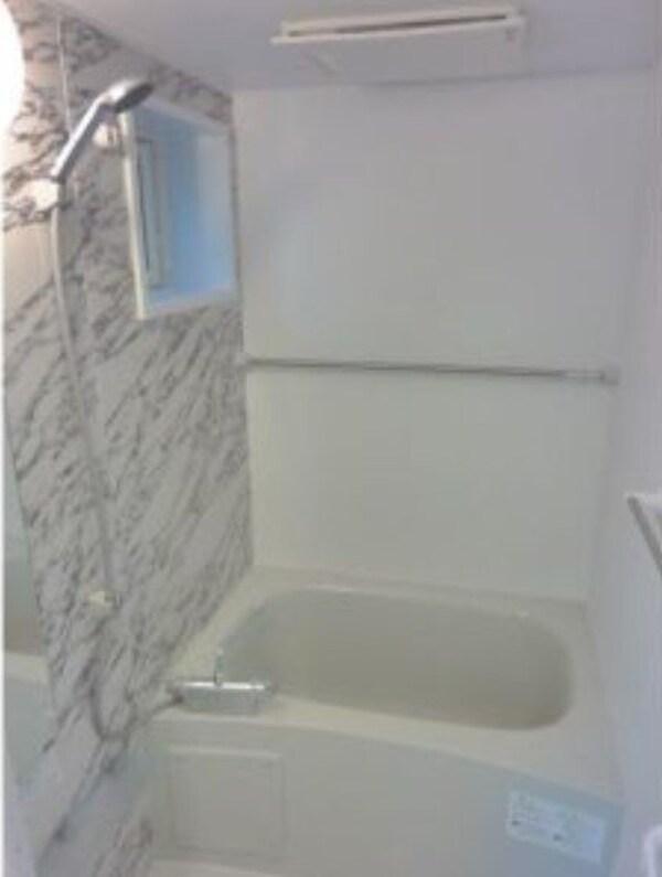 バス／シャワールーム等(設備)