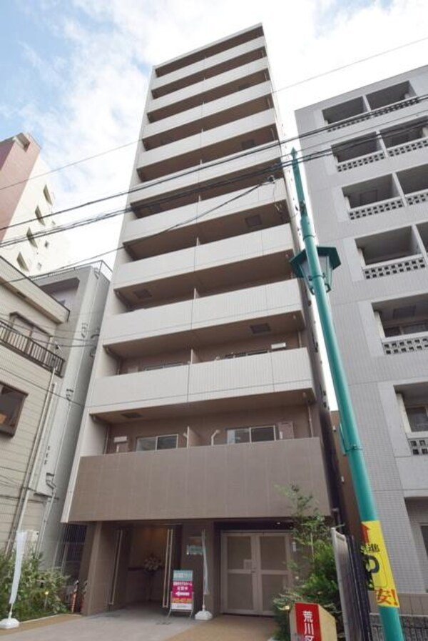 外観(地上11階建て)