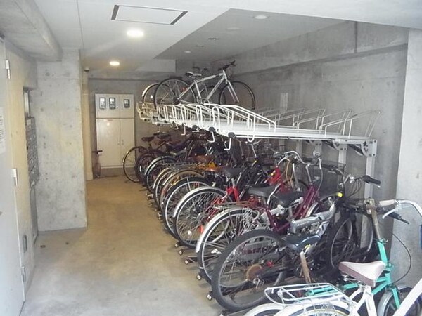 共有部分(駐輪場（屋根付敷地内）)