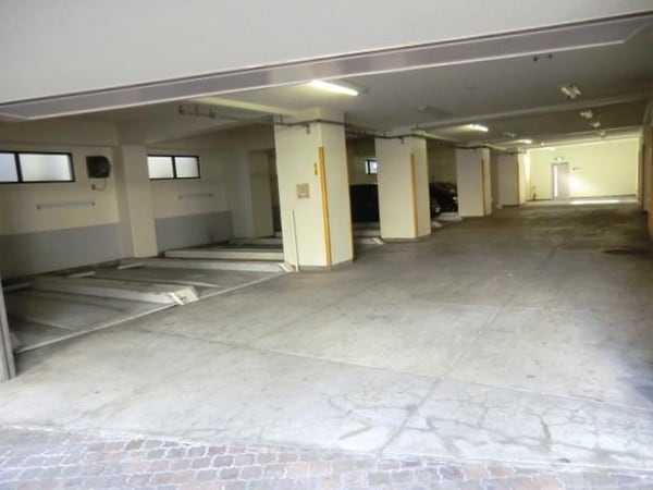 共有部分(駐車場)