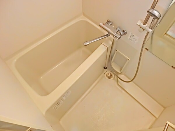 バス／シャワールーム等(バスルーム)