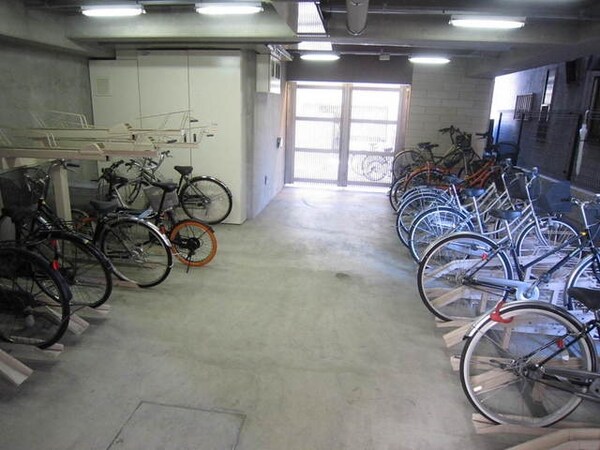 駐車場(駐輪場)