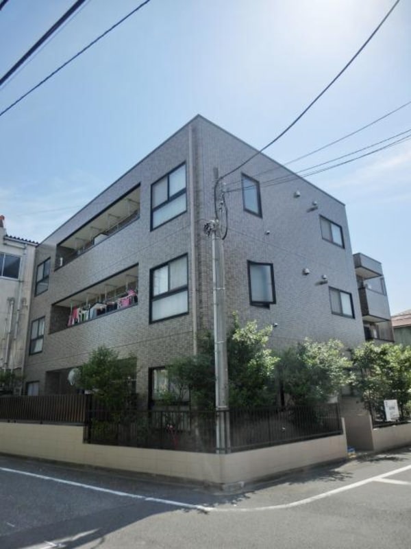外観(総武線新小岩駅までバスで9分の立地です)