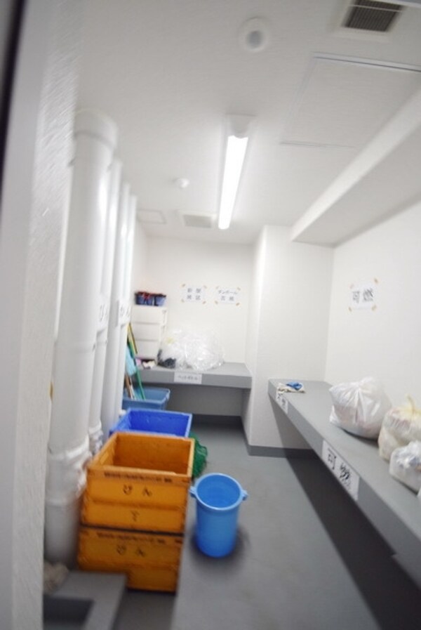 共有部分(敷地内ゴミ置場)