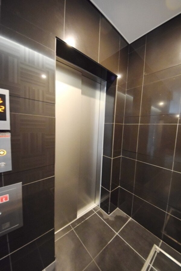 その他(エレベーター)