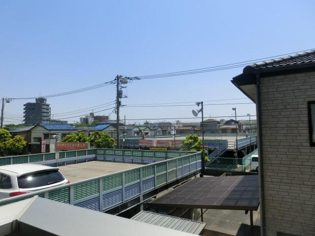 物件内観写真6　(南向き眺望良好です)