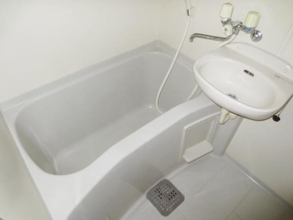 バス／シャワールーム等(お部屋探しは株式会社　タウンハウジング　までお気軽にお問合…)