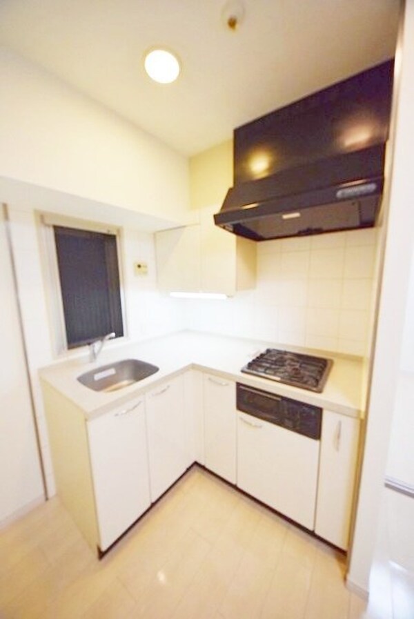 キッチン(お部屋探しは株式会社　タウンハウジング　までお気軽にお問合…)