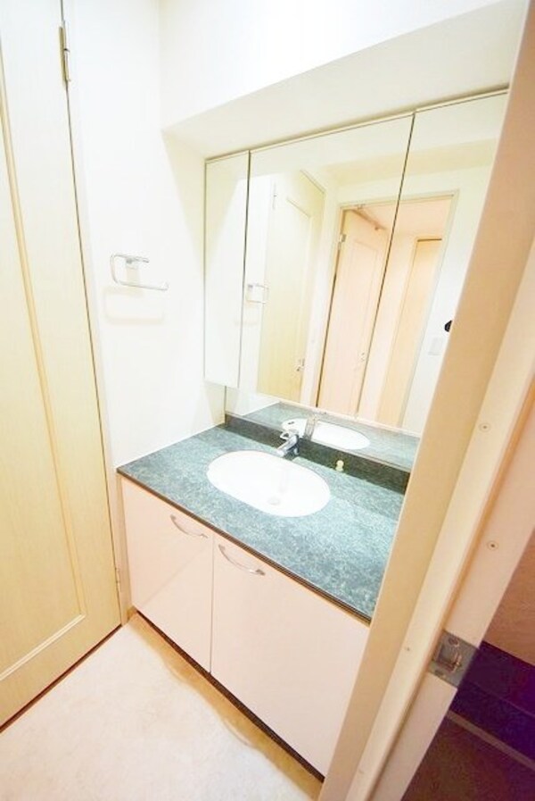 洗面(お部屋探しは株式会社　タウンハウジング　までお気軽にお問合…)