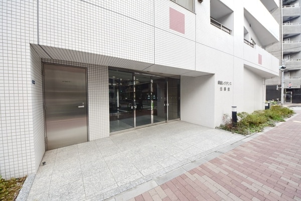エントランス(お問合せは(株)タウンハウジング赤坂店へ【03-5563-…)