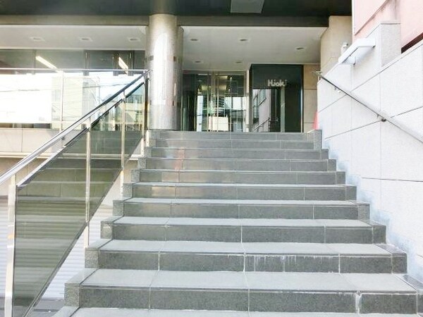 エントランス(お問合せは(株)タウンハウジング赤坂店へ【03-5563-…)