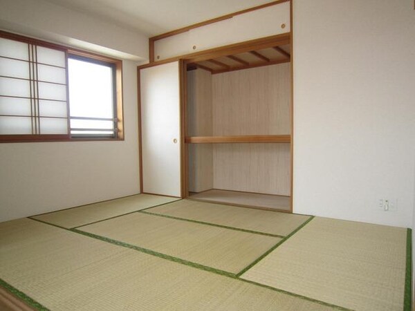 リビング・居室(和室6帖)