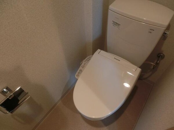トイレ(トイレ（別室参考写真）)