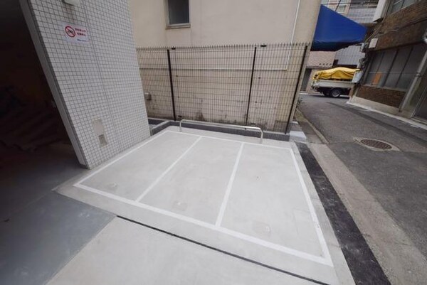 共有部分(バイク置き場)