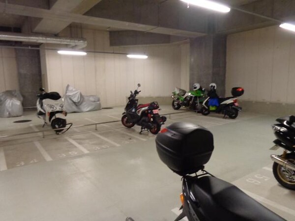 共有部分(バイク置場)