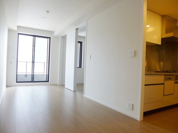 その他室内・内装(★大きい窓から日差しが差し込む部屋★)