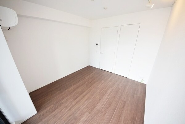 設備(洋室7.0帖の明るい部屋※参考写真)