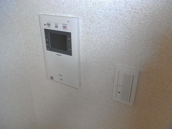 設備(TVモニターホン)