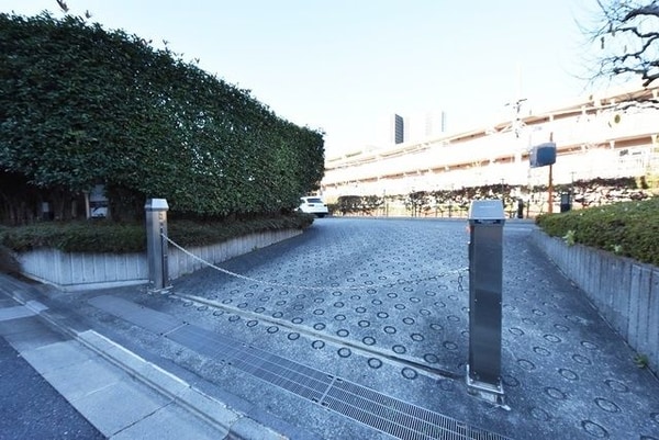 駐車場(ＭＦＰＲコート代官山)