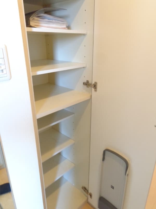設備(シューズＢＯＸ)