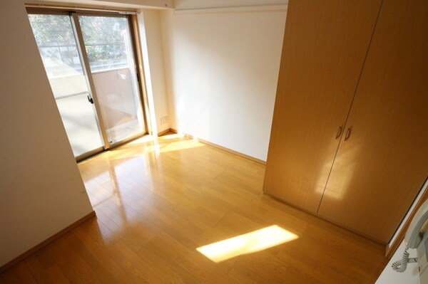 その他室内・内装(☆二面採光の明るく風通しの良いお部屋です☆)