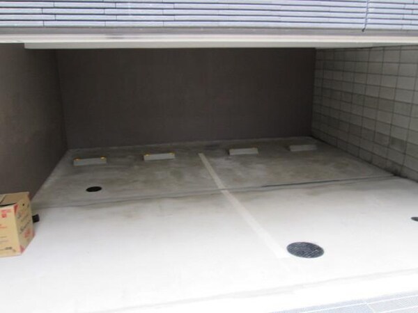 駐車場(駐車場)