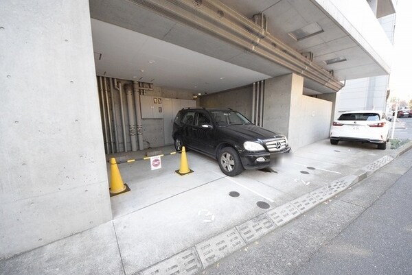 駐車場(Ｔｉ－ＨＩＧＡＳＨＩＡＺＡＢＵ)