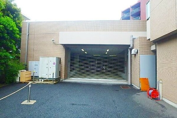 駐車場(お問合せは(株)タウンハウジングレジデンス事業部【03-…)