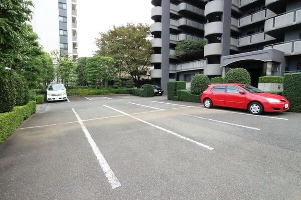 駐車場(☆広い駐車場を完備☆)