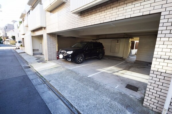 駐車場(駐車場)