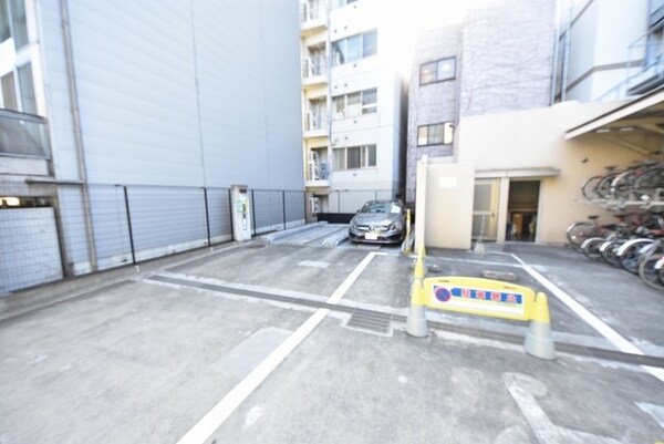 駐車場(レジディア恵比寿II)