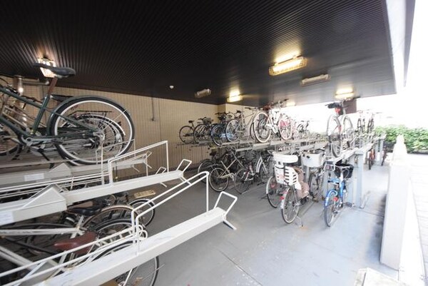 駐車場(駐輪場)