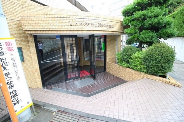 エントランス(☆正面玄関☆)