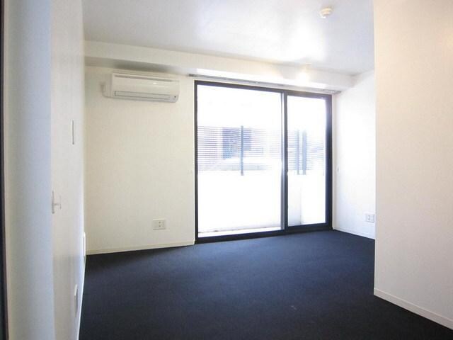 物件内観写真2　(洋室)