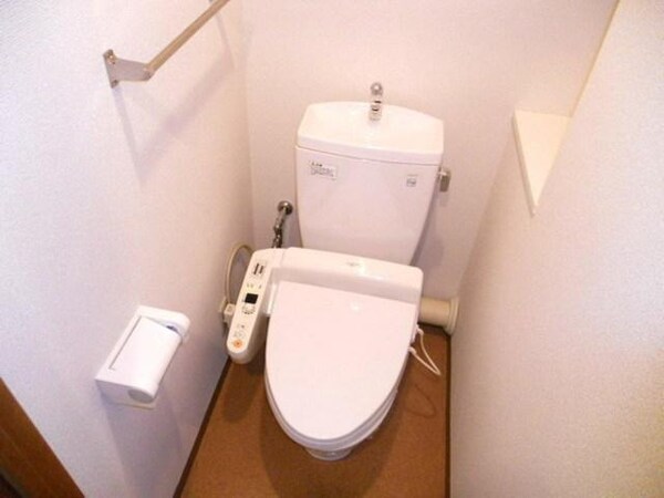 トイレ(別部屋参考写真)