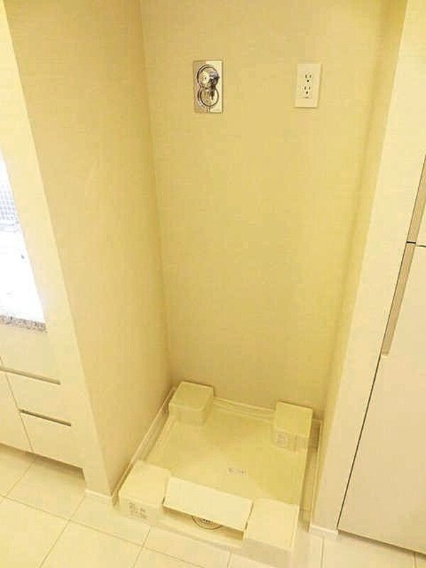 設備(★室内に洗濯機置場もあります★)