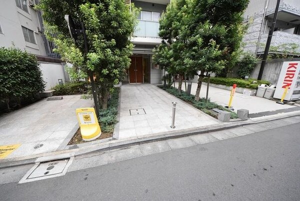 エントランス(★エントランス入り口★)