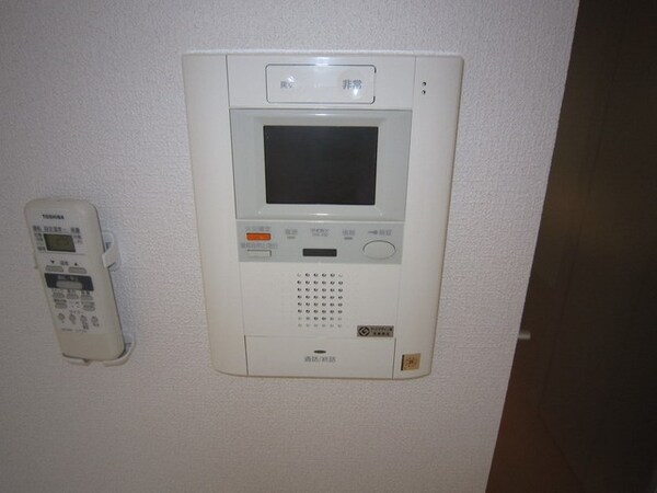 設備(モニター付インターホン)