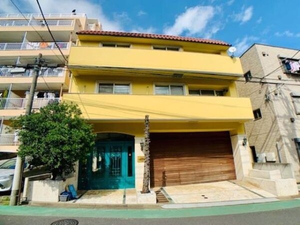 エントランス(お部屋探しは株式会社　タウンハウジング　までお気軽にお問合…)