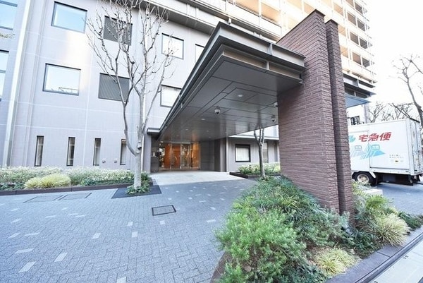 エントランス(タウンハウジングレジデンス事業部　恵比寿店・赤坂店までお問…)