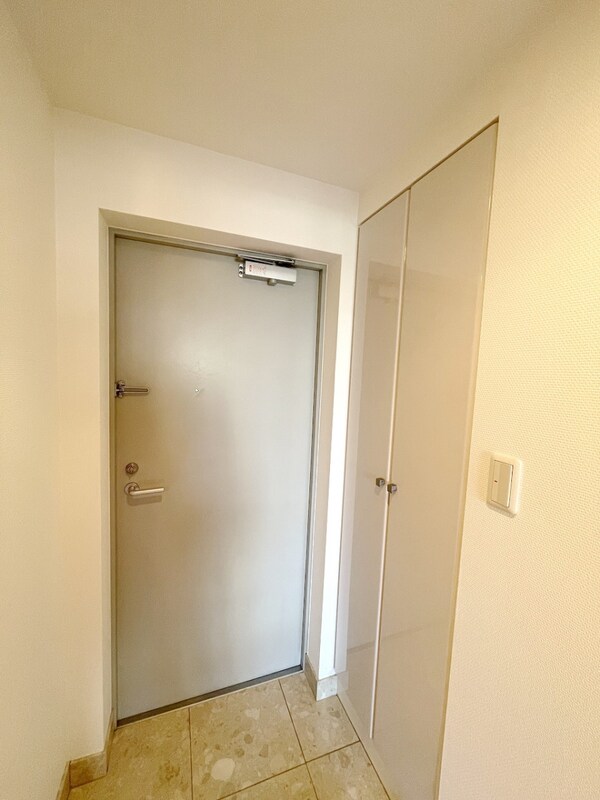 玄関(※別部屋参考写真※)