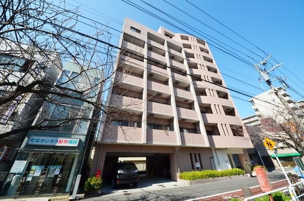 玄関(★外観きれいなタイル張り★)