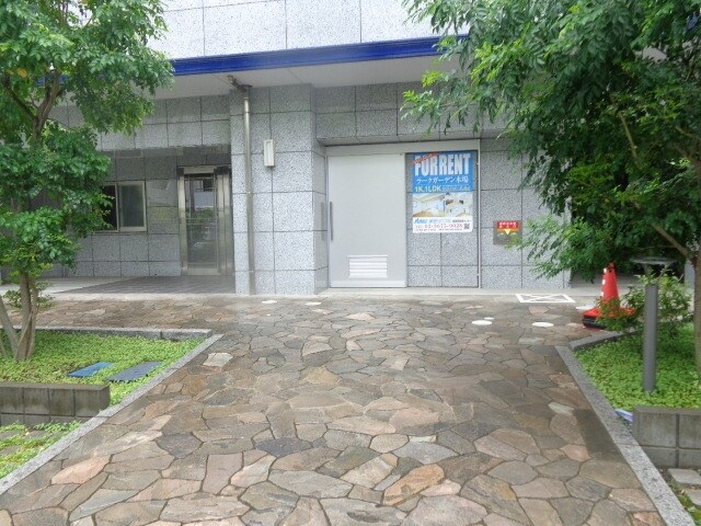 物件内観写真15　(エントランス周辺)