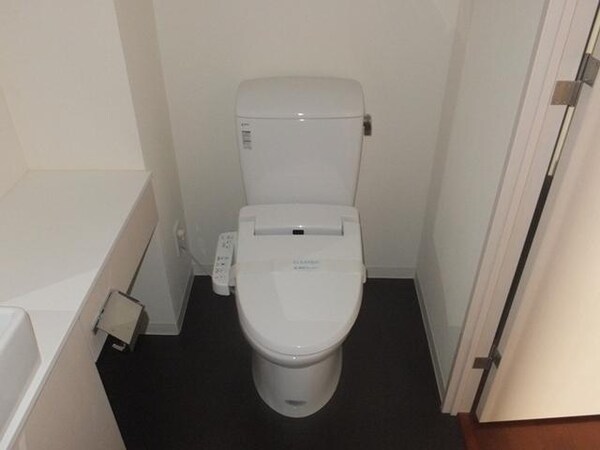 トイレ(温水洗浄便座)