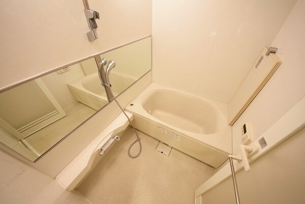 バス／シャワールーム等(★バスルーム★)