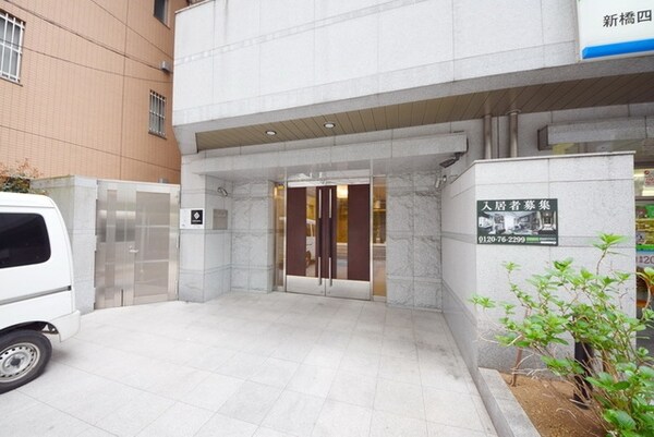 エントランス(お問合せは(株)タウンハウジング東京へ)