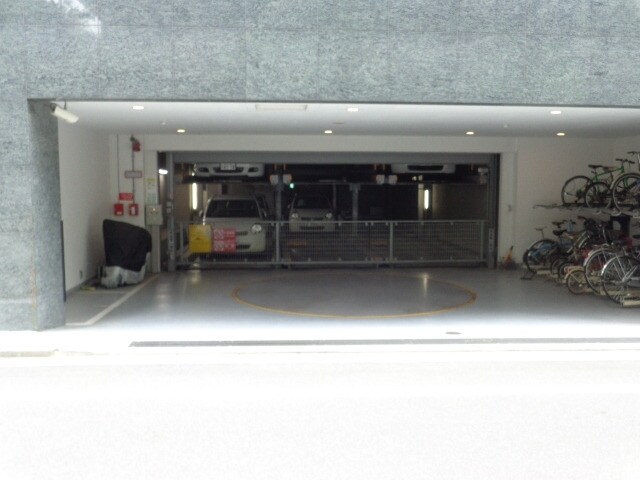 物件内観写真15　(駐車場)