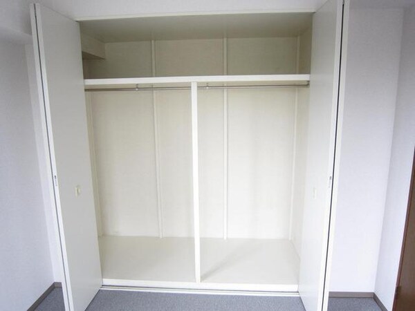 収納(クローゼット)
