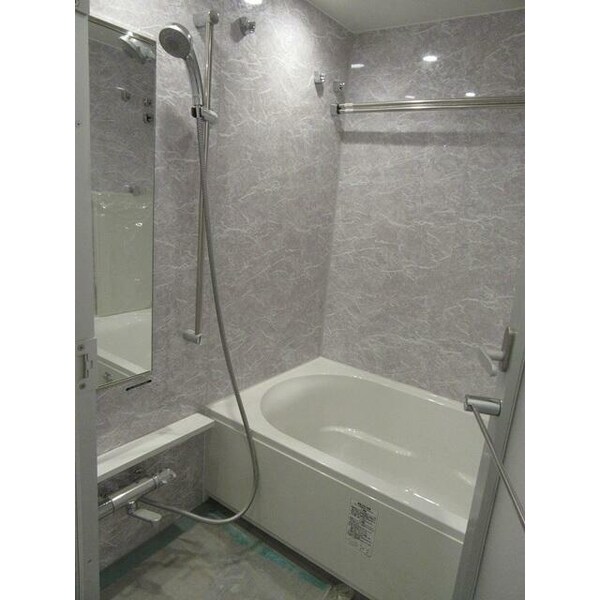 バス／シャワールーム等(バス／シャワールーム等)